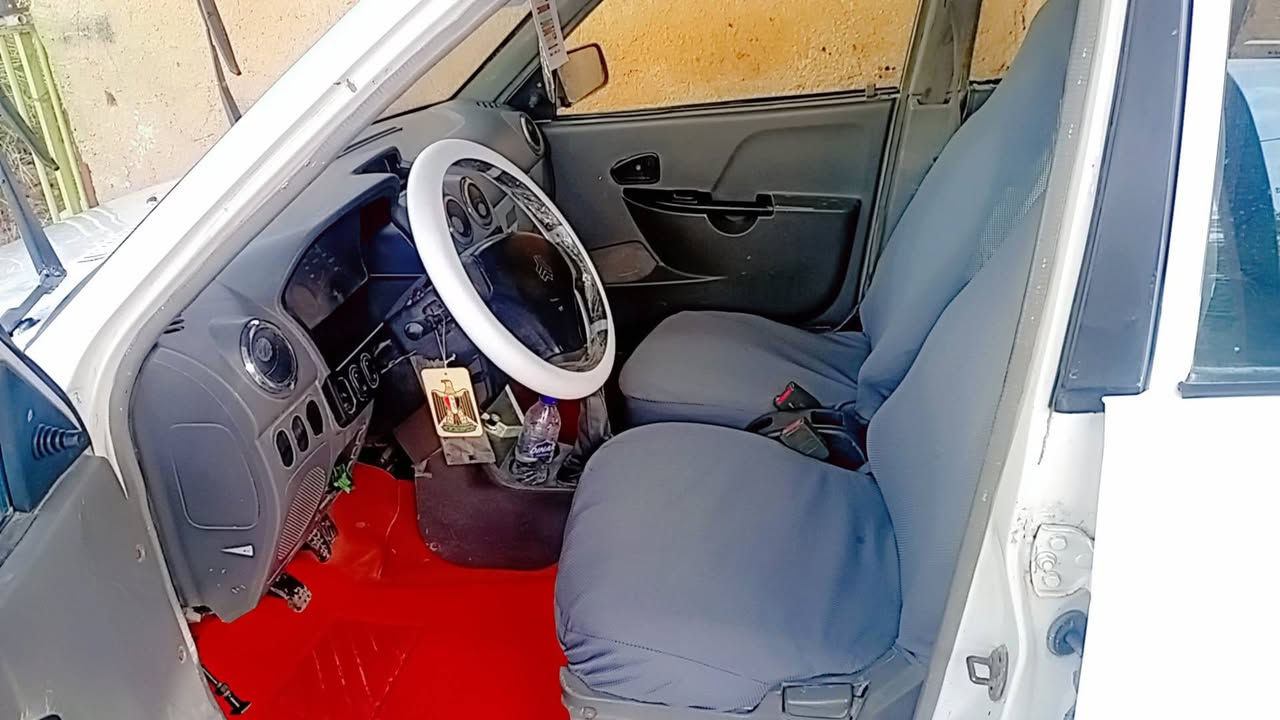 اسلام عليكم سايبه مديل ١٣ رقم قادسيه سنويه لسبعه وعشرين  شرط التحويل سياره حلوه وجاهزه مكينه كير كهربائيات شغاله  مكان ديوانيه السعر ٣٤ وبيه مجال لشراي ***********
