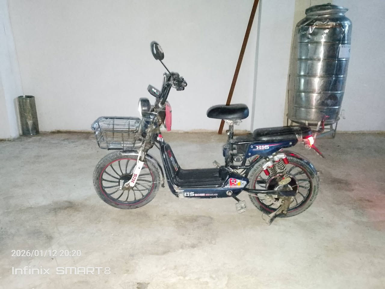 السلام عليكم بايسكل شحن لبيع موديل 2023 5بطاريات مستخدم  شهر واحد جديد بعده ***********
