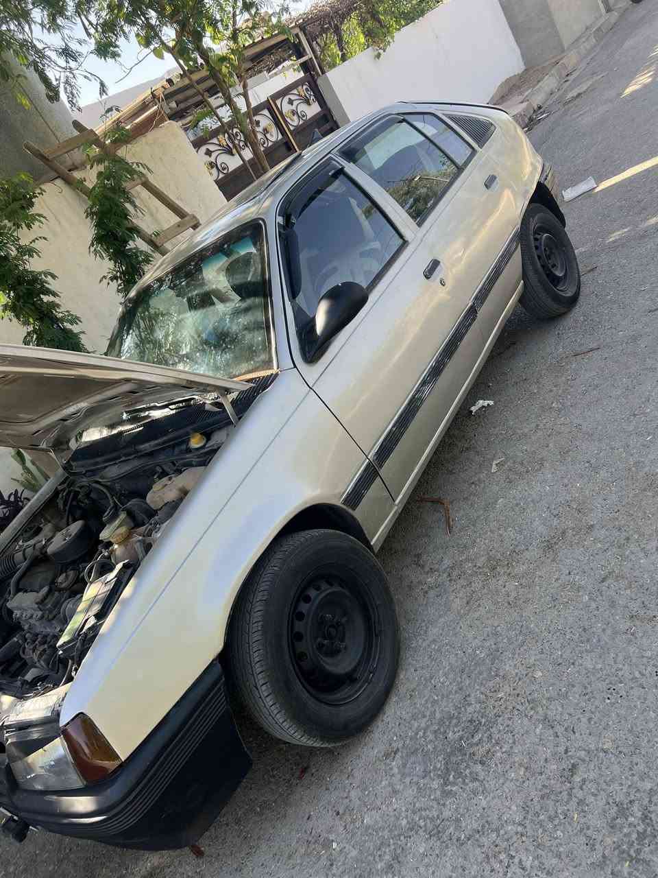 سلام عليكم كاديت موديل88  كير عادي كير ومحرك شرط دفتر بانزين بيها سنويه عضم عاج منتهيه 2023 السعر 22 الرقم ***********
