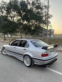 مكينة ٤٤ • شاشة كاربلي • زِنون