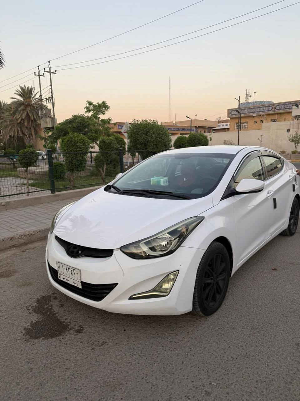 النترا ١٦ خليجي 1800 دوش مصبوغ حزام مكفولة من الحادث بيناتنا سونار وين ميعجبك  ، كير ومكينة وتبريد خير من الله سيارة مال جناي مكانها السعر ١١٥  بغداد الاعلام الاستفسار ***********
