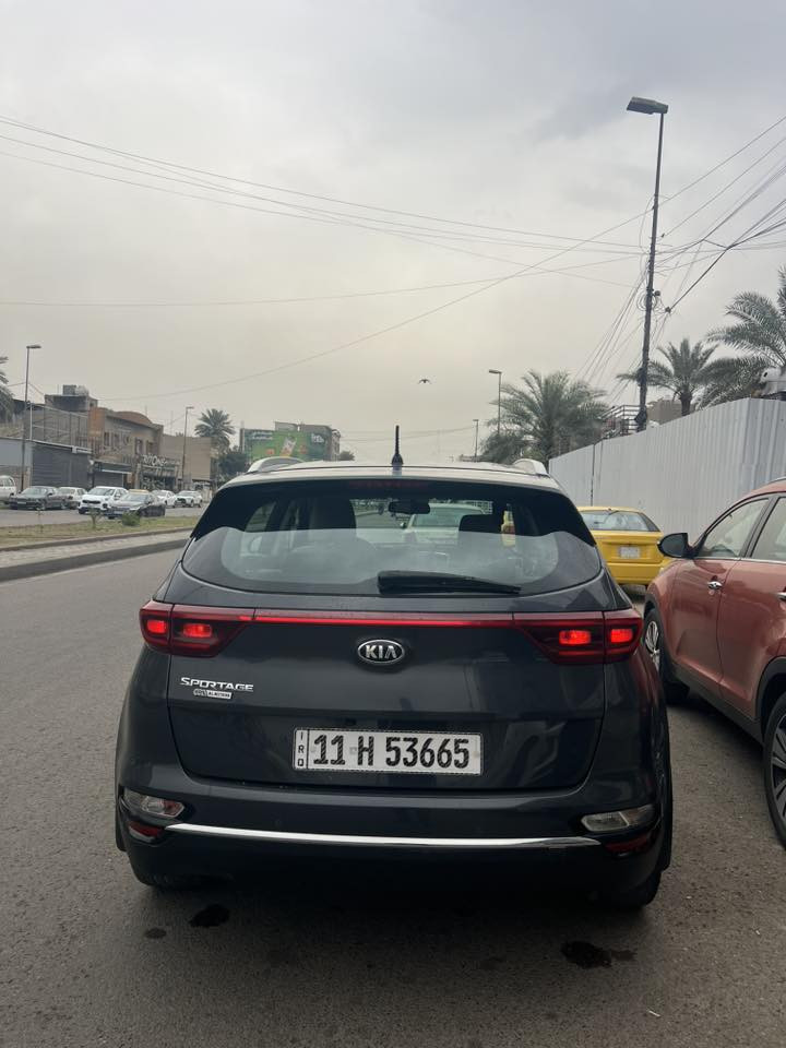 سبورتج ٢٠١٩ خليجي لون مميز
محرك 2000 دوش مكفوله بدون صبغ بدون تبديل حتى الدعاميات كفاله ماشيه 107 الف رقم بغداد بأسمي سعرها 180 مكاني شارع فلسطين***********
