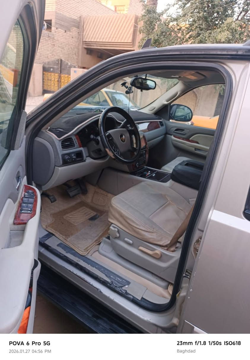 "بسم الله الرحمن الرحيم "
«السلام عليكم»
سيارة تاهو موديل:-2009
لون:- شمباني
حادثها:- باب الصدر والي وراه
رقم إنگليزي :-أنبار مشروع وطني
السيارة ب أسمي
جاهزة ب فضل الله من كلشي كاملة مكملة مابيها نقص برغي
ثاني يوم تحويل للأمانة مصبوغة جمالية إثر جراد
عنوان السيارة:-بغداد
السعر:-155$ قابل للتفاوض شي بسيط
للإستفسار على:-  *********** أبو رسول
