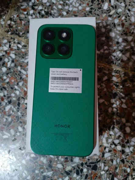 جهاز هونر X8b للبيع 

ذاكرة 512 وعشوائية 16 نضيف جدا كافة الملحقات موجودة السعر 230

للاستفسار ***********
