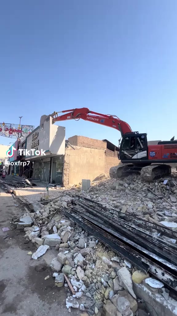 سلام عليكم يوجد كادر العمل التفليش بيوت قديمه وتعديل شيش ورفع نغاذ دخل تكريت ***********
