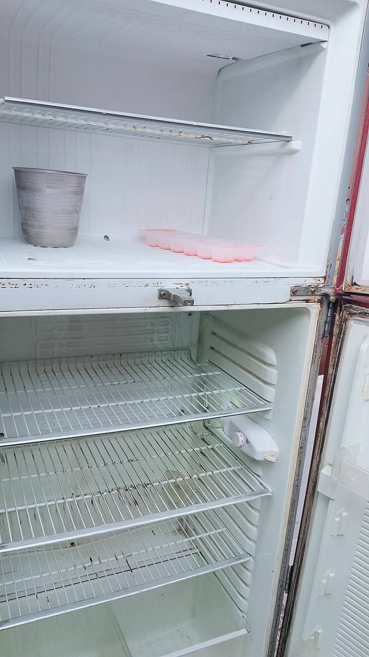 ثلاجه للبيع نضيف فول تجميد السعر 150بيه مجال الشراي العنوان خاجيه شارع اربعين


**إذا كنت صاحب هذا الإعلان وتريد حذفه لأي سبب، رجاءا أرسل رسالة إلى الدعم الفني**