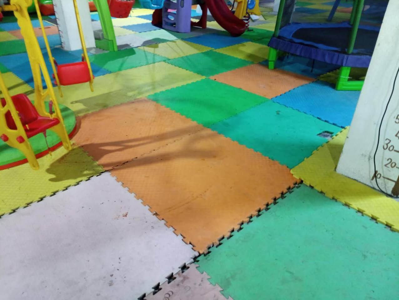 قاعەی کامل بۆ فرۆشتن بەیەکەوە
 
زیاتر لە ٣٥ یاری بچوک و گەورەی تێدایە 
٣٠٠ مەتر زیاتر فومی تێدایە 
کاملە و لە ھیچ شتێکی کەم نییە
سەرچجەم یاریەکان بێ عەیبن  
نرخی زۆر گونجاوە 

زانینی نرخ پەیوەندی بکەن بە *********** 
یان نامە بنێرن بۆ تەلەگرام

@lera_group رانية, السليمانية
