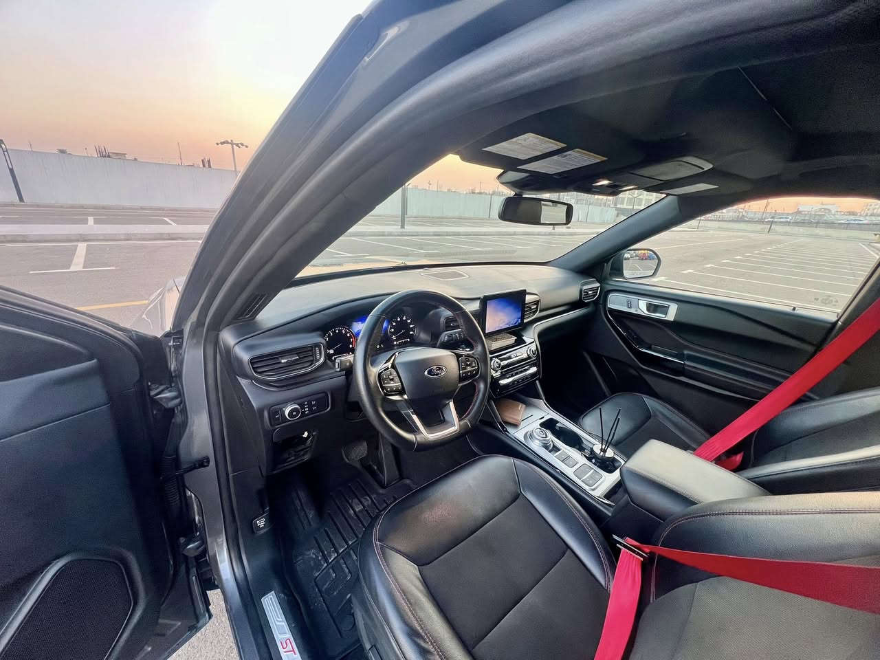 سلام عليكم بيع فقط st line فول مواصفات بيع فقط 210 ///***********
