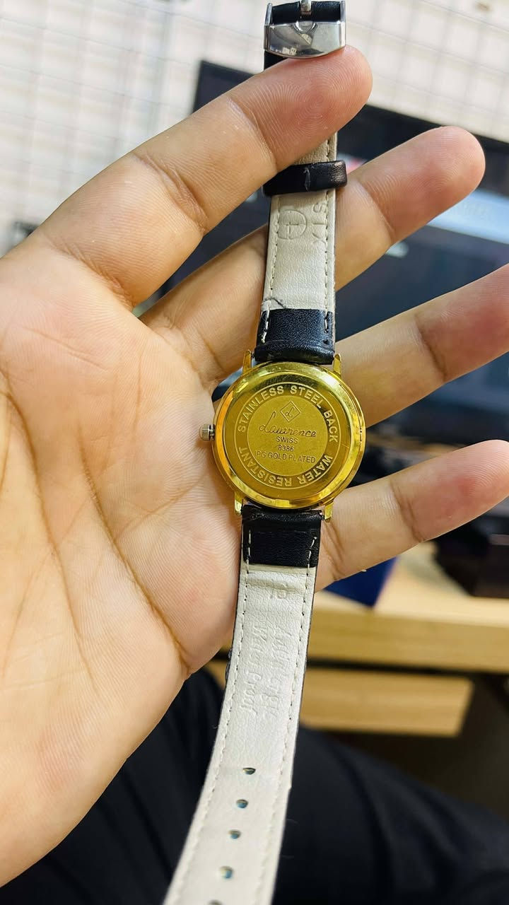 للبيع خلي سعرك بلي يرضي الله اول ساعه الماني فنتج قطر 32 نصب تكويك شغاله مضبوط الثانيه سويسري طلاء ذهب


**إذا كنت صاحب هذا الإعلان وتريد حذفه لأي سبب، رجاءا أرسل رسالة إلى الدعم الفني**