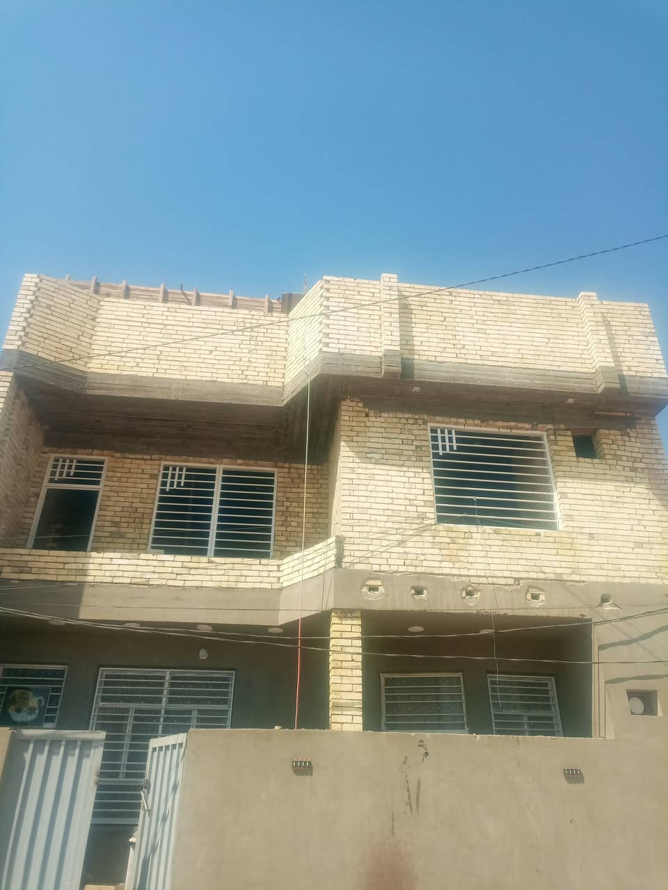 خلفه بناء درجة اولى شغل سريع ونضيف شغل مهندسين متفرغ حاليا في كربلاء ‏‪
***********
