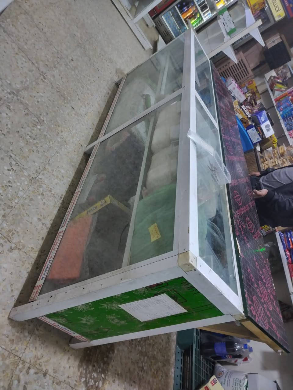 ميز الامنيوم واجهيته جام وفوك جام بنص رف جام والثاني خشبه كربلاء, العراق


**إذا كنت صاحب هذا الإعلان وتريد حذفه لأي سبب، رجاءا أرسل رسالة إلى الدعم الفني**