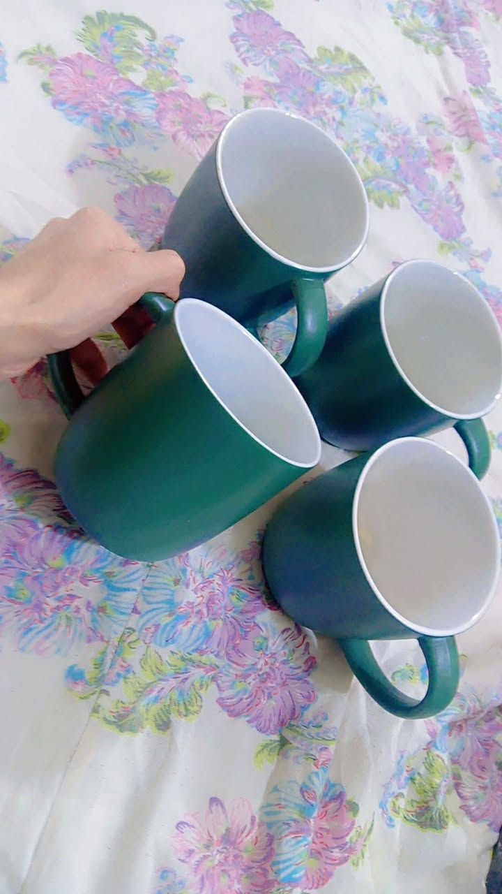 السلام عليكم بنات كوابه رمضانيه مال عصير ببسي مال قهوه الكوب الواحد على الف ونص كلش حلوات ونازكات لي تحب تتواصل وياي على رقم الهاتف 
***********
