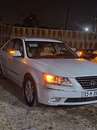 للبيع سياره سوناتا موديل 2010 خليجي بيها ثلاث قطع صبغ فقط السعر120وبيه...