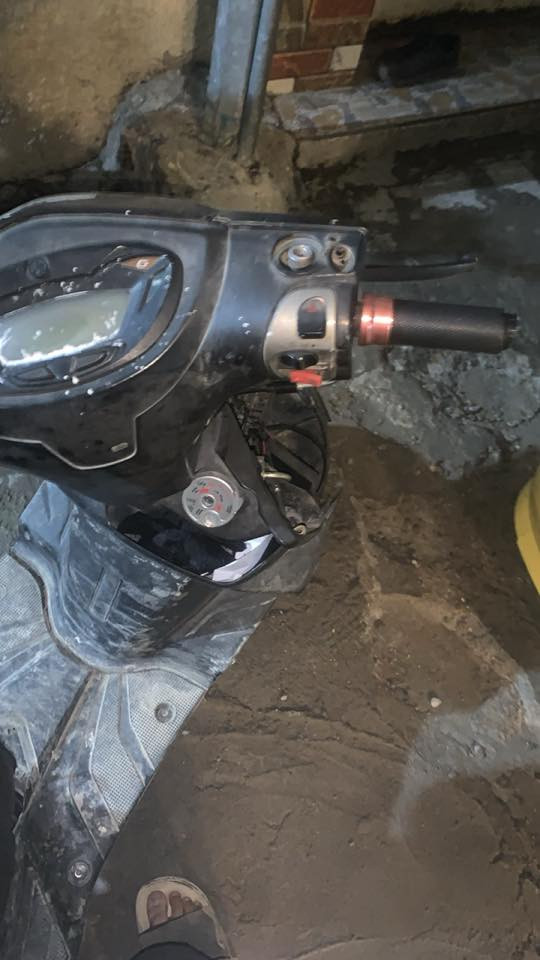 السلام عليكم للبيع دراجة gtrنوزل دراجة مكينه تخبل خرسة شلعه ومعدل نقص بجم وترايش باتري جديد ادامه جديده مال فيتبم دراجة صدك خرسة سعر550وبيهة مجال عنواني بغداد الحريه رقمي ***********
