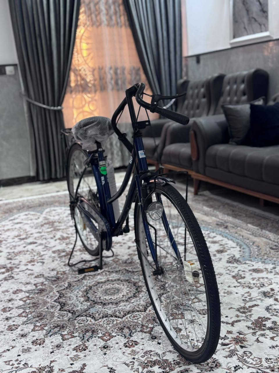 السلام عليكم بايسكل للبيع بناتي موديل2018
البايسكل جديد معنئ الكلمه قبل يومين نازل حاويه يابان ختم وياله وختم شاصي
البايسكل جديد كلش مكاني بغداد حي الجهاد بيع فقط 
السعر130وبيه مجال بسيط (ملاحظة) البايسكل بدون غراض البايسكل هوه يبيع روحه لئن جديد كلش الرقم الهاتف ‏‪***********‬‏
