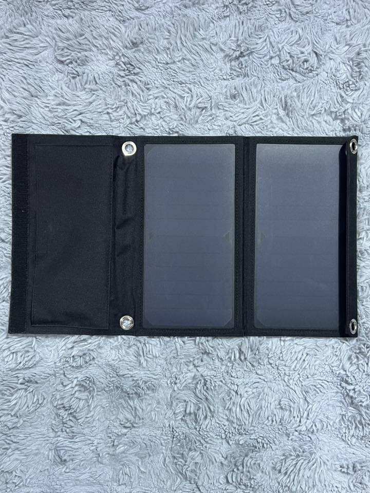 مجموعة خلايا طاقه شمسيه محموله تفيدكم للسفرات ( وتكدرون تستخدموها كـباور بنك بانقطاع الكهرباء )
كل قطعه سعرها وتفاصيلها اسفلها
يوجد توصيل لكافة المحافظات للحجز المراسله على الواتساب  ***********
