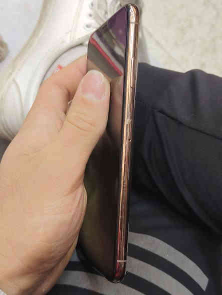 اكس ماكس 

 ذاكرة 512 
ودبل سيم ركز دبل سيم +شريحه الكترونيه 
 
بطارية 100مبدلة اصليه 

للبيع وللمراوس 
***********
