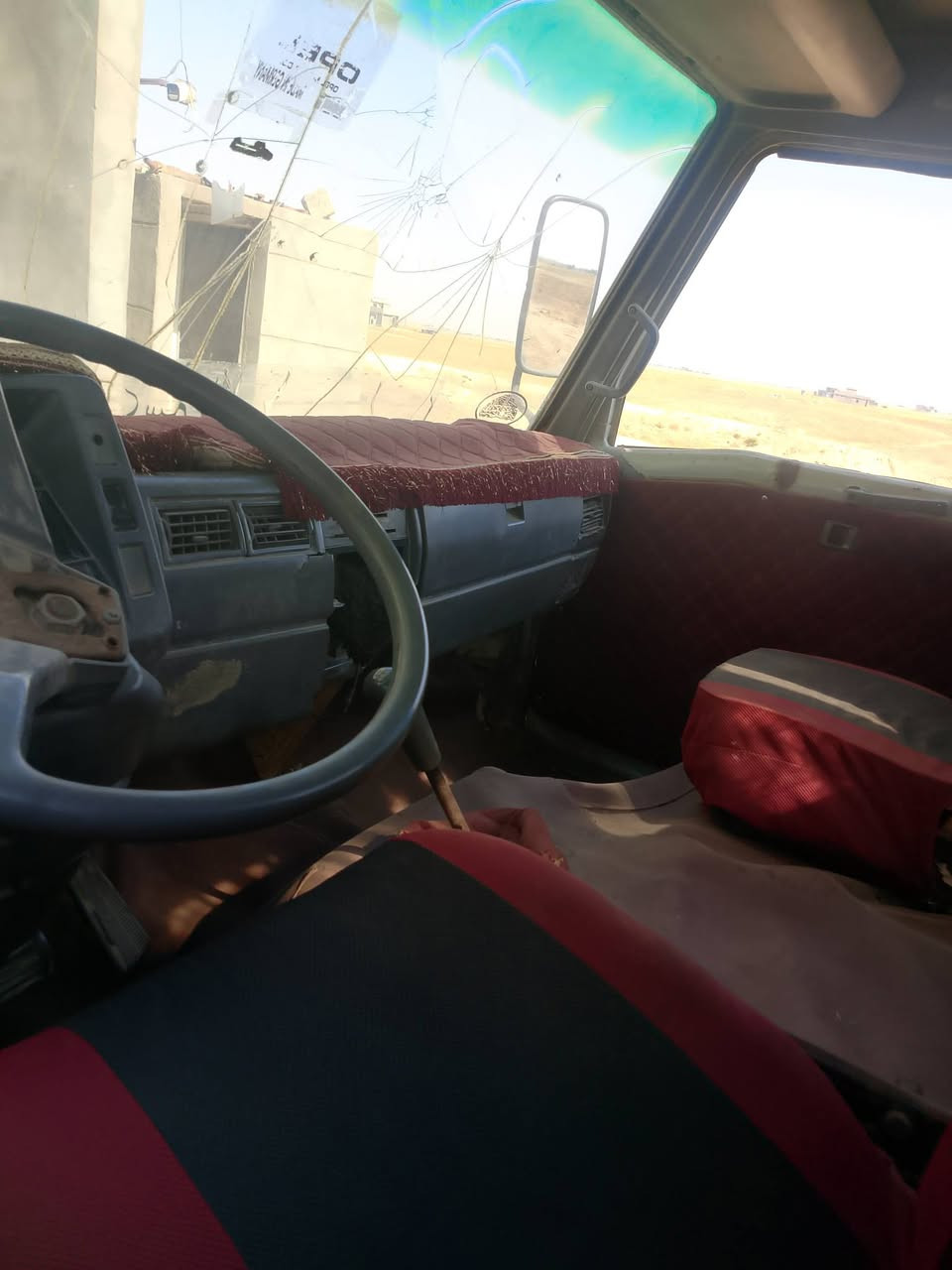 كرين هينو سياره جاهزه كيرمحرك اكسن شاصي جب ٣طن كلها شرط رقم كركوك الماني شرط التحويل *********** مسجل بلسنويه لوري

