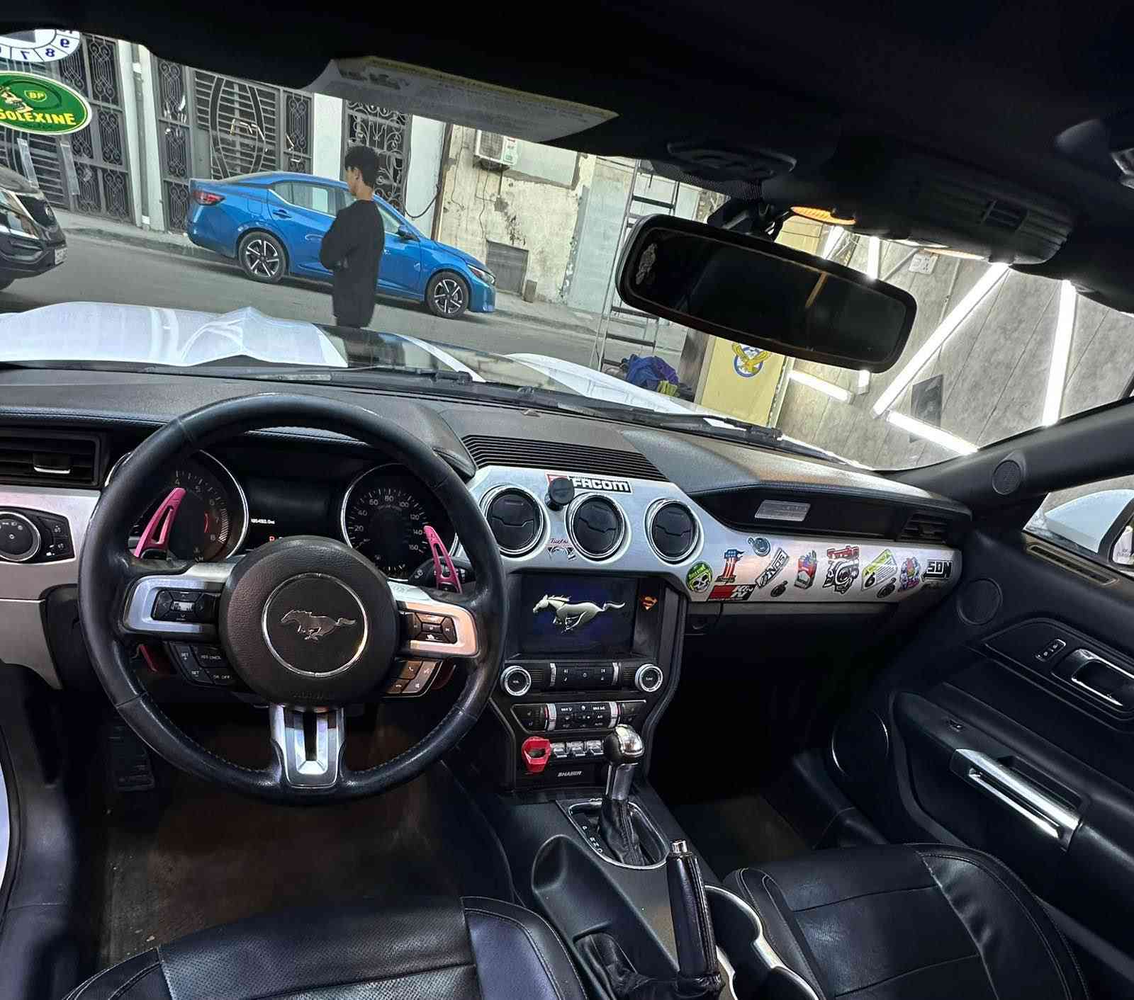 حبايب فورد موستنگ ايكو بوست بريميوم 2016 كشف فول ونسة رقم اربيل حادثهة وضح بلصور وسونارهة موجود مكانهة بغداد سعرهة 120 بيهة محرك كايم تبدل محرك السيارة حلوة بس محرك يرادلهة بغداد, العراق


**إذا كنت صاحب هذا الإعلان وتريد حذفه لأي سبب، رجاءا أرسل رسالة إلى الدعم الفني**