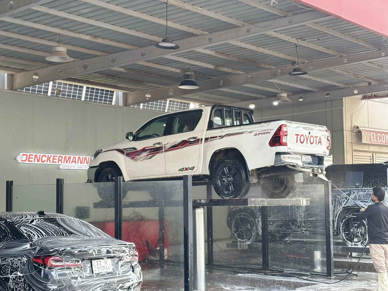 تويوتا هايلوكس  فور ويل 4*4 رقم اربيل فول مواصفات شركة جيهان  بصمه سويج بصمة أبواب تبريد كشنات  ماشي ٦٦ الف مكفول من صبغ  والدعم  اكو شخت خفيف شرط التحويل موجود في اربيل سعر ٣١٠  ورقه ومجال
اتصل ***********
موديل. ٢٠٢٣ مراية الجانبي. شفط
شاحن لاسلكي
بعد مواصفات
