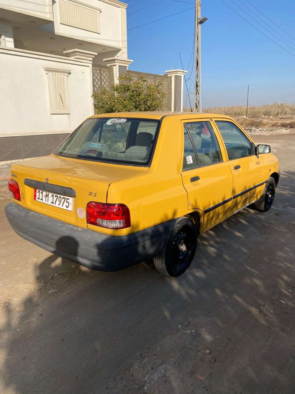 سلام عليكم  للبيع سايبة موديل15  رقم انكليزي باسمي تحويل مباشر
تدفئة تبريد ثلج 
سنتر لك ريموت
شواصي مكفولات
كهربايات كلهة شغالة 
مكينة لاتبخير  ولاتنقيص
فقط نمرة رابعة تفلت 
مكاني شعب 
السعر 37 وبيهة مجال للطيبين 
اتصال وتساب 
***********
