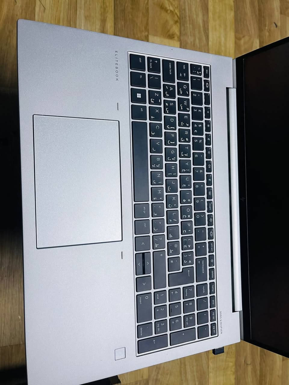 حاسبة Hp elite-book G9
Ryzen 5 pro 6650 u 
Ram 1 x 16 DDR 5 4800 (يمكن ان يطور ٣٢)
Hard 512 NVme
Amd share 8 g

نظافة الحاسبة ٩٩٪؜ اخت الجديدة
السعر خاص او واتس اب 
***********
