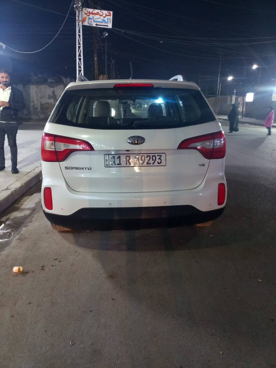 السلام عليكم 
سورنتو ٢٠١٤ فول مواصفات واحد عل واحد حساس وره وكدام قماره بنوراما مكينه ٦ سلندر ويل كاب اشاير بالمري تحكم جهتين  مكفوله كفاله عامه السونر بالمنشور السعر ١٩٥ وبيها مجال بصيط 
رقم صاحب السياره ***********
