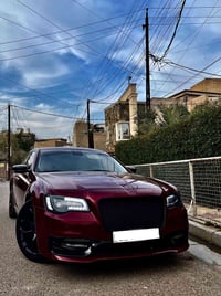 اخوان للبيع  كلايسلر ( اوباما) c300 ( سبشل اوردر )موديل 2018 فول مواصف...