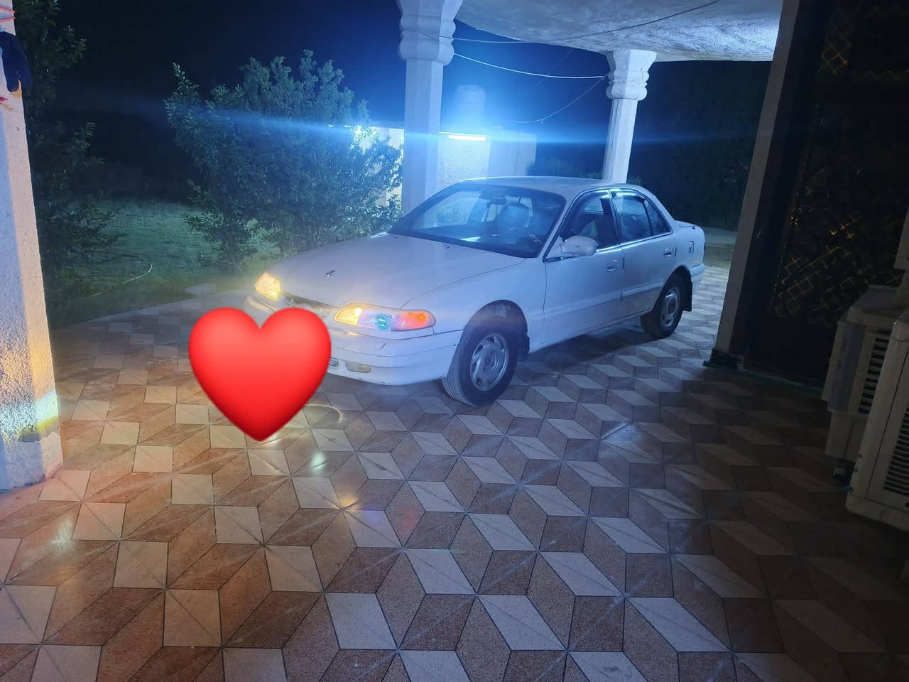 سوناته 2 اربعه وتسعين كير ومكينه كفاله عامه كشرهه كلش حلو تخم تاير تبريد شغال لايت زنون مسجل شاشه اربع سماعات شغالات سنتر لك السياره حلوه وماناقصه برغي مراوس بسوناته 2013او النتره مقدس أو سبكتره اوسيراتو ***********. وهذه رقمي***********
