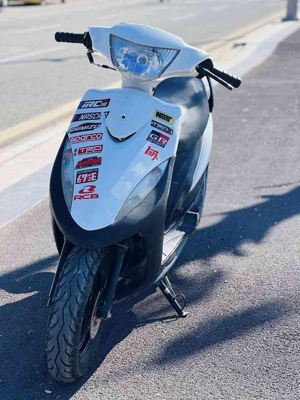 سلام عليكم ماكس عدله خير من الله شلعه ومعدل بوشه ٤٩ علبلاد كله شغال سلف هندر ب ٥٠٠ بيها مجال *********** مكاني بلتحرير
