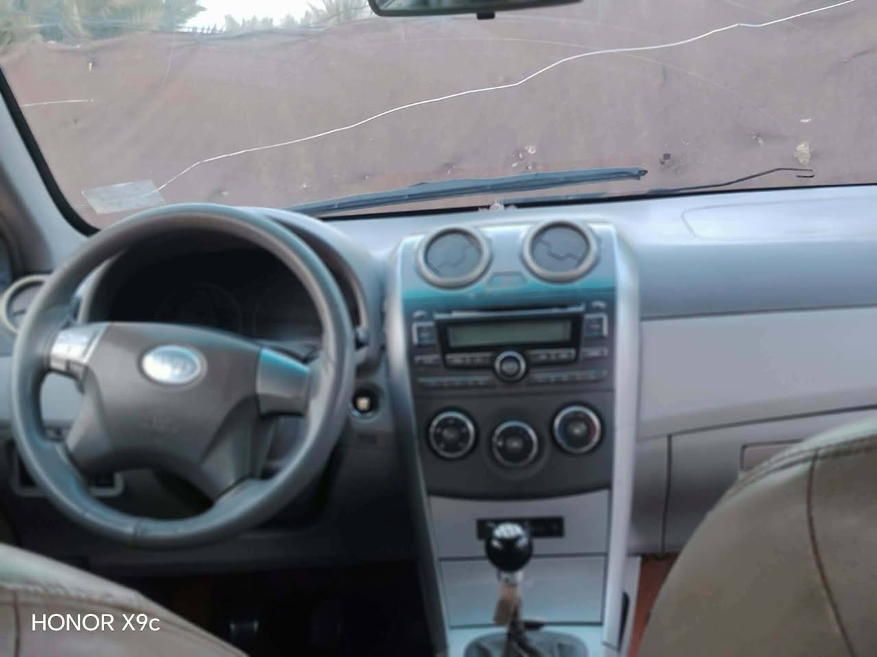 بي واي دي للبيع مكينه كير حداديه تخم تاير كير عادي المرغوب اتصل ***********

