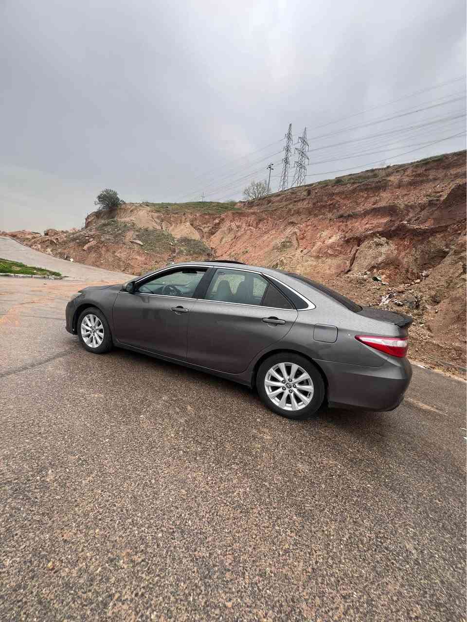 تويوتا كامري موديل ٢٠١٥ محرك ٢،٥ أمريكي
سياره كير ومحرك وتبريد بشرط
مواصفات Se بلاس فول فول مواصفات
فتحه بالسقف يعني سلايد 
كوشنات كهربائي 
حساس و تحديد سرعه
شاشه وكاميره 
اكو هوايه مواصفات اخرى 
سياره رقم اربيل بس موجوده بدهوك
سياره رقم وسنويه وهزه جديده 
سياره باسمنا تحويل وكاله بكيفك
مكانها دهوك داخل دهوك
سياره حيزام صبغ ايرباكات مفتوح
جاملوغ امامي يم سكن واصله 
للشوصي شي شبر 
شي شبرين پي دي ار بالقماره يعني مثل تعديل
سياره هيكلها حلو دينار مابيها مصرف
سياره ماشيه ١٥٨ ألف مايل فقط
رجاءا ماخابر گول شبيها هو اني كاتب كل شي
فقط للبيع ما اراوس ما ابيع بالاقساط
سعرها ١١٤ مجال ونزل ٥ غرامه
*********** بيها واتس اب دهوك, العراق
