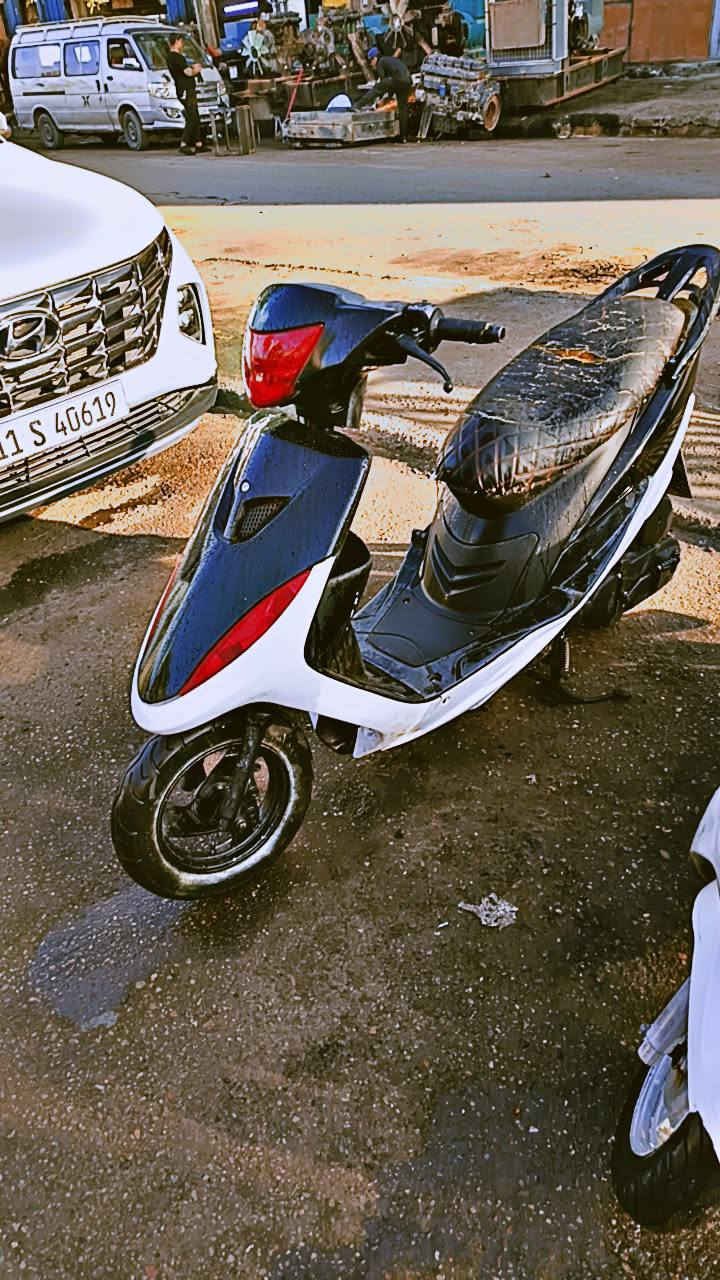 السلام عليكم شباب دراجه ماكس عدله للبيع مكينه 55 ناعمه وحلوه مكان بغداد باب معظم450
***********
