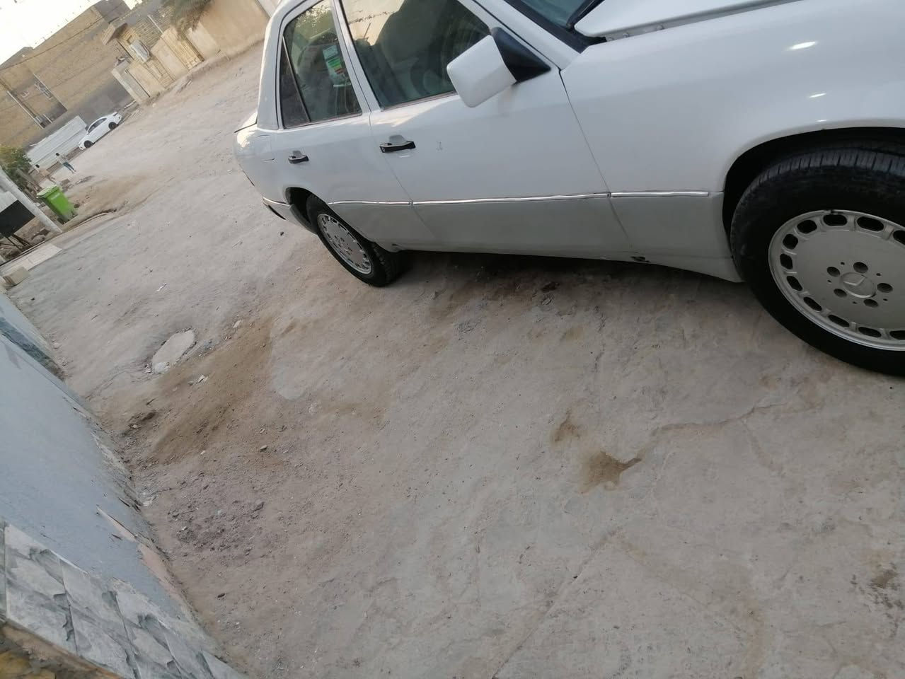 السلام عليكم
مارسدس للبيع حجم 320
موديل 1991
مكينه vvT 2500 جاهزه
حداديه جاهزه 100/100 
مكان ناصريه مركز 
السعر 42 بيهه مجال
***********
