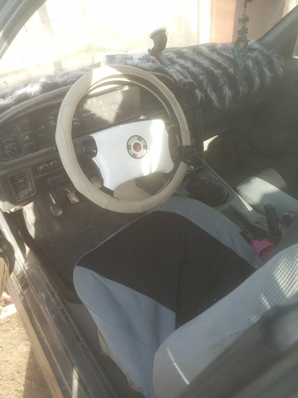 برنس 94انبار كير عادي محرك شرط صبغ عام نقصها بس تبريد كهربائيات كلها شغاله مابيها اي نقص تخم تاير ابو خط الابيض باتري جديد نضافه داخل وخارج السياره نشاط فول اي خريطه مابيها عقل ضفيره كلشي بيها جديد مال جناي السعر 37وبيها مجال بسيط اتصال
***********
***********
