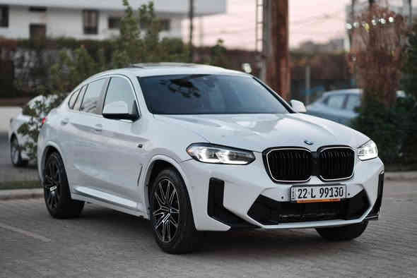 Bmw x4 2024 
فول مواصفات 
بنوراما 
ركن ذاتي 
كامرات 360 
قيادة ذاتية 
رادارات 
فول للاخير السيارة 
ماشية 31 الف كيلو 
الضرر بس الدعامية 
والايرباك راجع سستم 
مكان السيارة الديوانية 
السعر 
360$ 
*********** 
غير متواجد على الفيس
