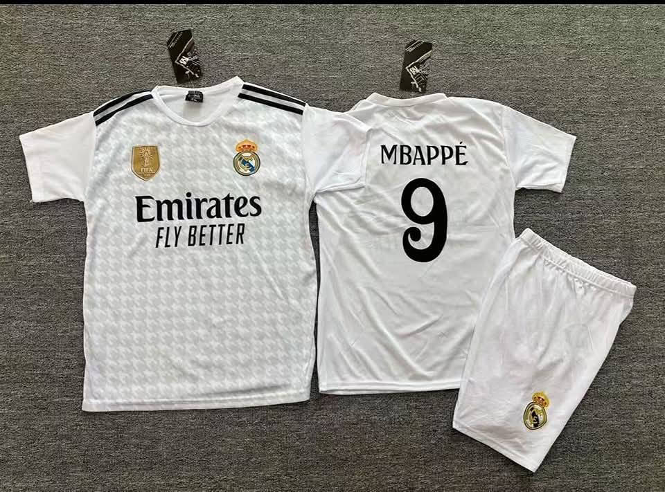 دريسات رياضيه ⚽
الحجز عن طريق بيج جوجو كوين لجميع الألبسة 
القياسات ولادي ( 4 . 6. 8. 10) سنوات سعره 5
القياسات شبابي ( 20.18.16.14)سنوات  سعر 8
توصيل بسماية الف دينار 🏍️
توصيل جميع المحافظات ب3 الاف دينار 🚗


**إذا كنت صاحب هذا الإعلان وتريد حذفه لأي سبب، رجاءا أرسل رسالة إلى الدعم الفني**