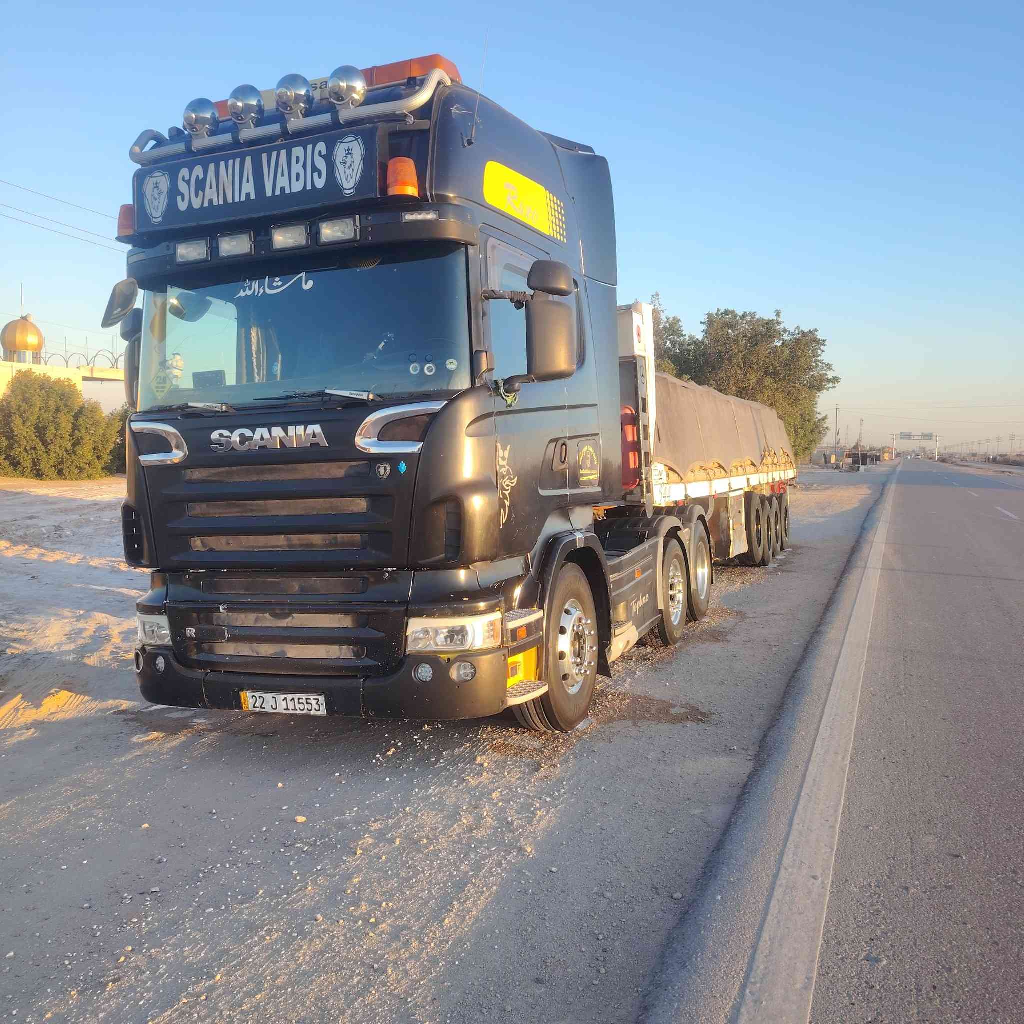 سكانيا بومه للبيع 2007 ماكينه 420 ثلاجه روتايدر تخم تاير بس راس فقط والعنوان بابل  القاسم***********
