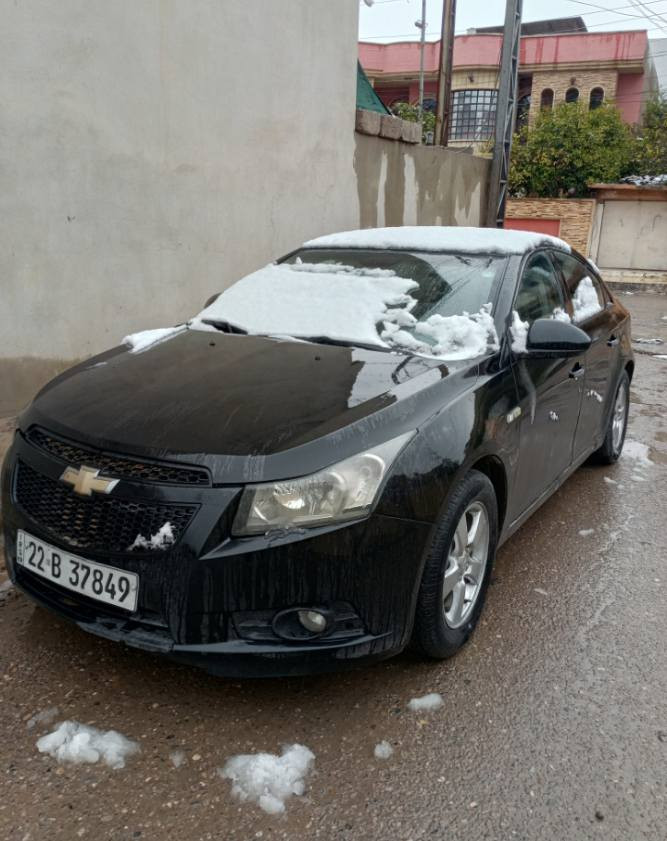 شوفرليت كروز 2010 للبيع وارد خليجي سياره حلوه ونضيفه محرك مال كصه شرط
كير شرط 
رقم وسنويه جديده شرط التحويل  
مواصفاته شاشه كاميره 
حساس خلفي 
اربع سماعات 
اربعه جام كهرب 
داخل لونين 
كشنات جلد 
كشافات ضباب
حساس خلفي 
ويل كب 
سياره حلوه وكاعده 
السياره ابيعها صبغ عام بدون شواصي وبجم وصندوك كبس 
مكاني موصل
الشراي يتصل ***********
بي واتس 
السعر 63
