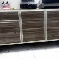 غراض للبيع استعمال اسبوعين او شهر سبلت المتين 2 طن . كاونتر HDF والداخ...