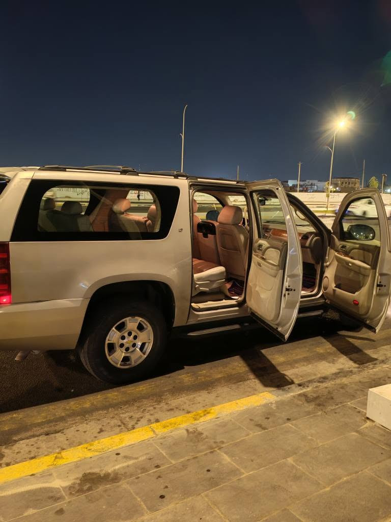 🚐 للبيع شفر سوبر بان خصوصي موديل 2007

- محرك 5.3 V8
- لون شمباني
- دفع خلفي
- 8 راكب
- المكينة والكير والتبريد فول كفالة
- الكشنات جلد
- الأرضية جلد
- رقم خصوصي
- السيارة باسمي وتحويل مباشر

سيارة نظيفة وجاهزة 

📞 للاستفسار والتواصل على الخاص.
*********** البصرة, العراق
