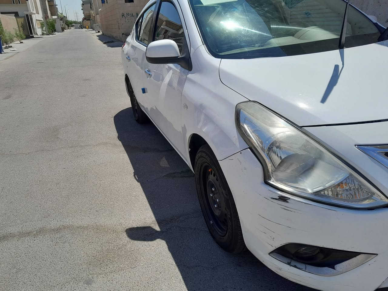 السلام عليكم نيسان سني مديل ٢٢مكفوله من الصبغ والتبديل بيها طخات خفيفه سنويه ل٢٧ تبريد مكينه كير كفاله العنوان البصره الطوبه ونخيله التواصل ع رقم *********** السعر خاص
