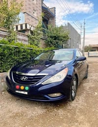 سوناتا • ٢٠١٢ • ضرر خلفي