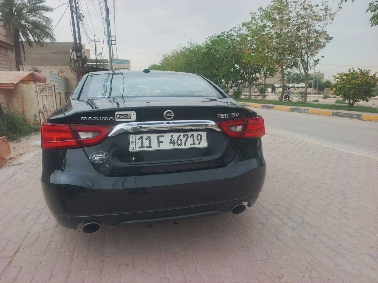 السلام عليكم نيسان مكزمه 2018 السياره فول ماعده الفتحه وكفاله عامه ماعده قطعتين البنيد والباب الايسر مكان السياره كربلاء طويريج رقم الموبايل ***********
