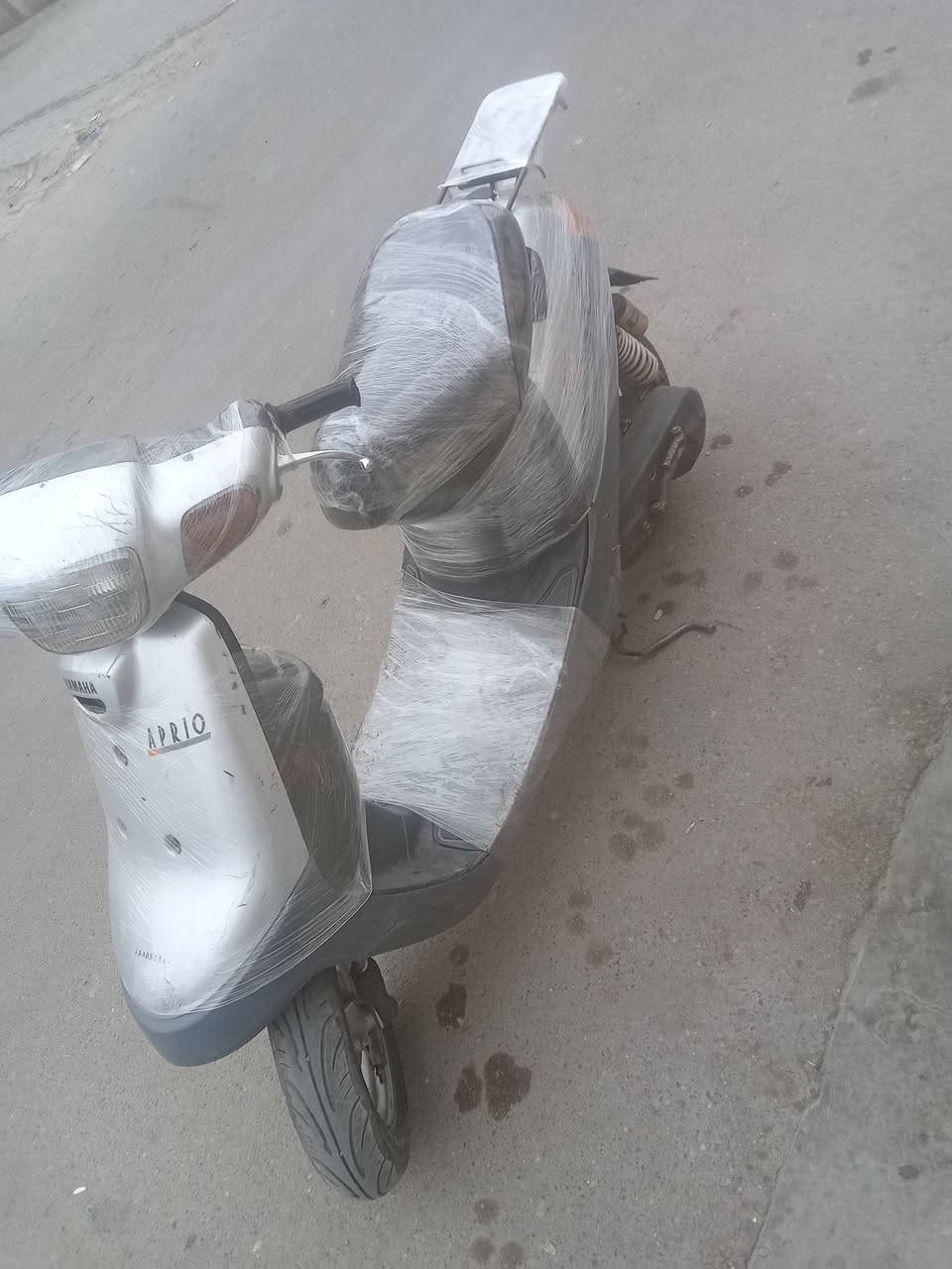 سلام عليكم
دراجه بطه 60 كامله مابيها اي نقص 
نكره سلف هندر شلعه معدل حلو 
البيع او مراوس السعر 250 
المكان بغداد الجديدة 
***********
