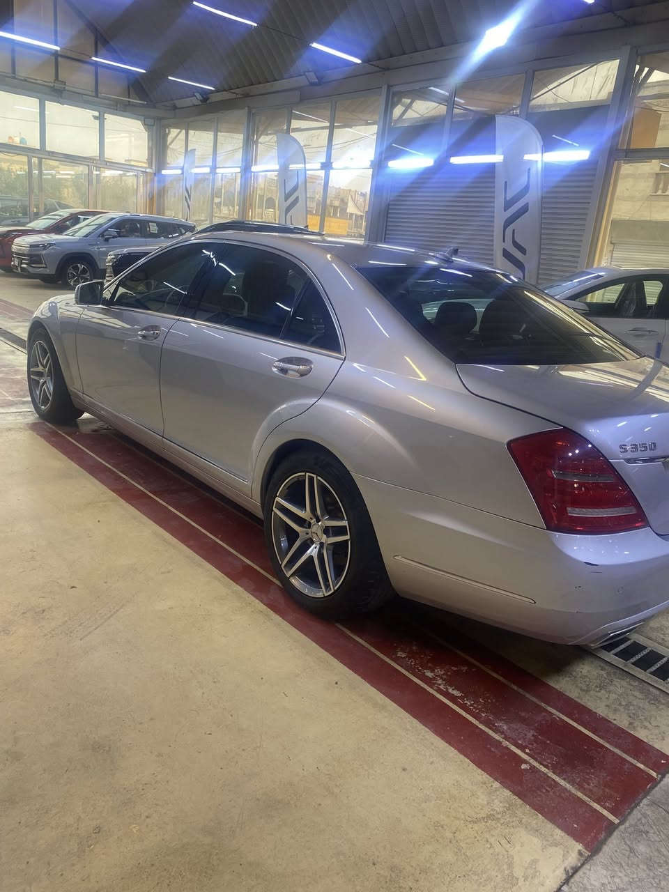 مارسيدس اس  ٢٠١٠
اس ٣٥٠ 
مكفوله من صبغ وبارد 
سياره جاهزه نضيفه  
كراسي مساج 
ام ناظور 
فول ١/١ 
رقم بغداد 

السعر ٢٠,٣٠٠ $ 
***********
