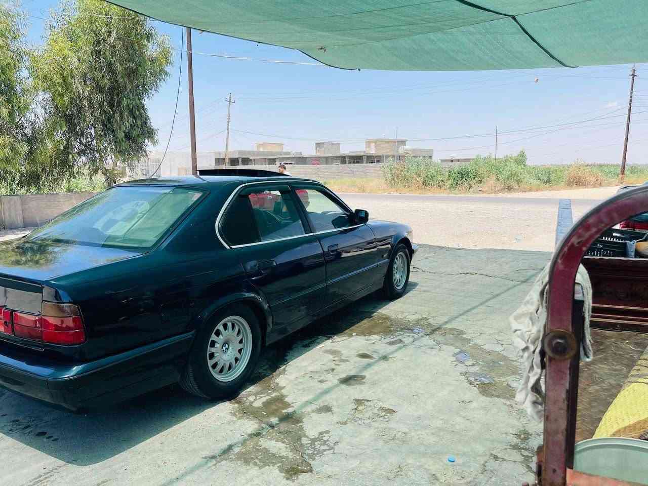 السلام عليكم بي أم 520 موديل 90
كير ومكينه وصدر خير من الله 
تخم تاير وتبريد السياره جاهزه 
رقم بغداد مشروع وطني 
السعر 47 وبيها مجال 
المكان بغداد الاتصال 
***********
