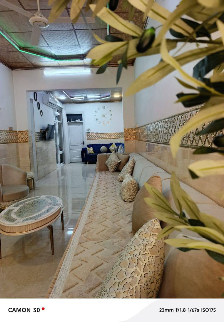 بيت للبيع سكني ملك صرف طابو 
المساحة 100 متر 5×20
طابقين ثلاث غرف نوم
المنطقة حي السماح/التسعين
السعر 110 مليون قابل للتفاوض 
للاستفسار الاتصال على الارقام التالية:
مكتب ركن السماح للعقار 
***********
***********
***********
