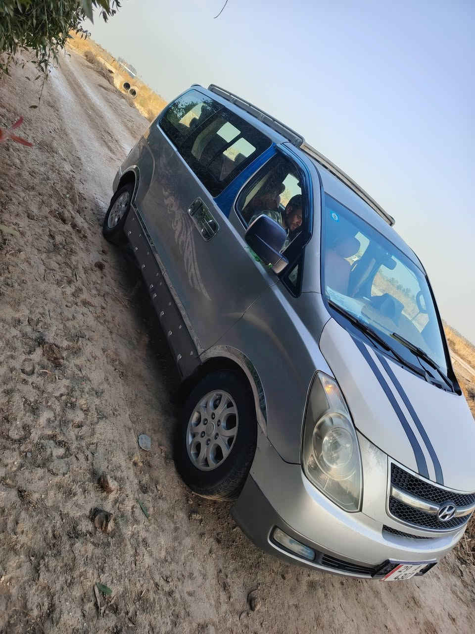 سلام عليكم ستاركس البيع مديل 9مفتوح سياره خير من الله محرك كير حداديه تبريد كهربائيات سياره خير من رقم واصط نكليزي تصل بيك خير ودلل***********
