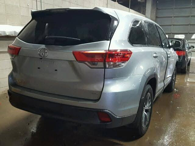 تويوتا هايلاندر للبيع - ٢٠١٧
• نوع السيارة: تويوتا هايلاندر (Toyota Highlander)

• الموديل: 2017

• الفئة: LE

• المحرك: 6 سلندر

رادار 

تبريد 

تحكمات ستيرن


**إذا كنت صاحب هذا الإعلان وتريد حذفه لأي سبب، رجاءا أرسل رسالة إلى الدعم الفني**